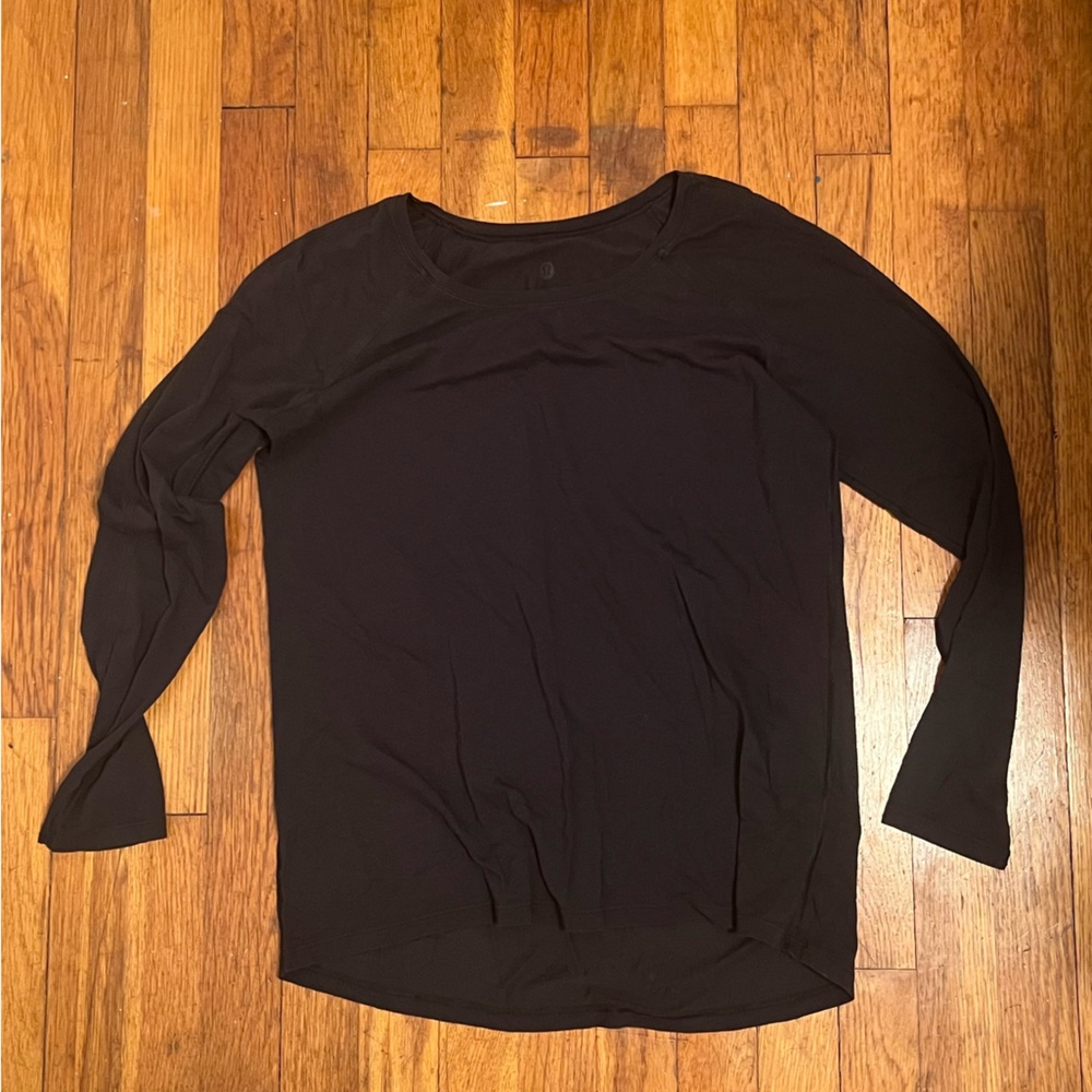 Lululemon black long sleeve